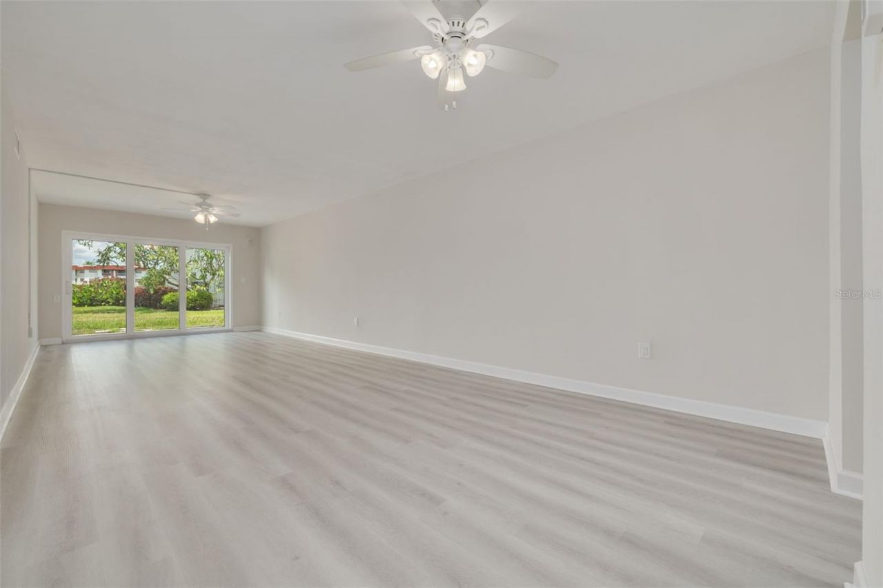 4550 Overlook Drive Ne, Unit 155, Saint Petersburg, FL 33703 Photo