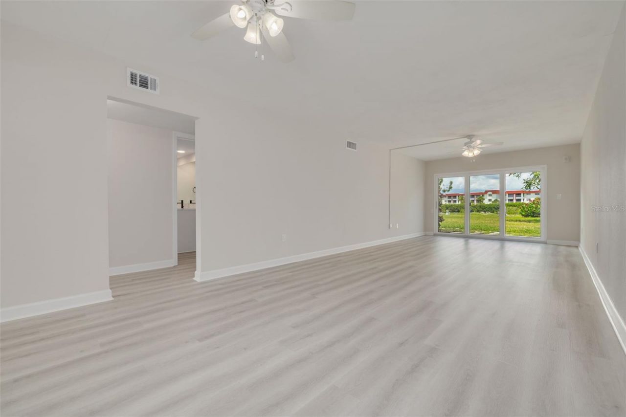 4550 Overlook Drive Ne, Unit 155, Saint Petersburg, FL 33703 Photo