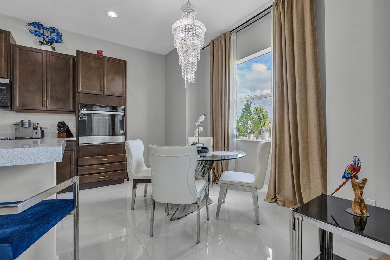13638 Spruce Pine Drive, The Acreage, FL 33441 Photo
