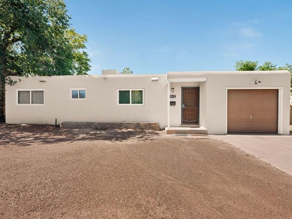 9312 Luthy Circle NE, Albuquerque, NM 87112