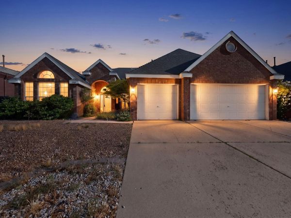 8500 Hampton Avenue NE, Albuquerque, NM 87122