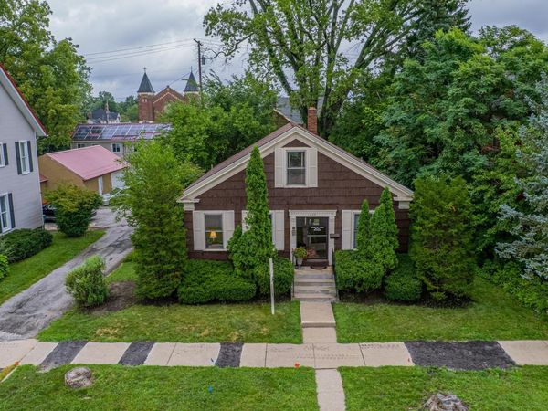 1025 Indiana Avenue, La Porte, IN 46350