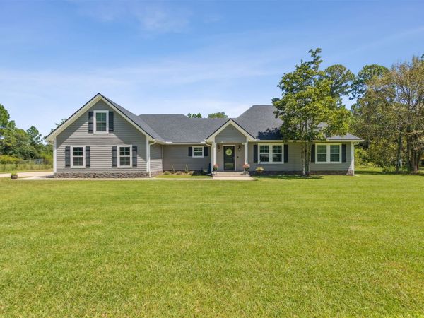 85456 N HARTS Road , Yulee, FL 32097