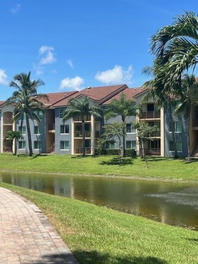 201 Villa Circle, Unit 201, Boynton Beach, FL 33435 Photo