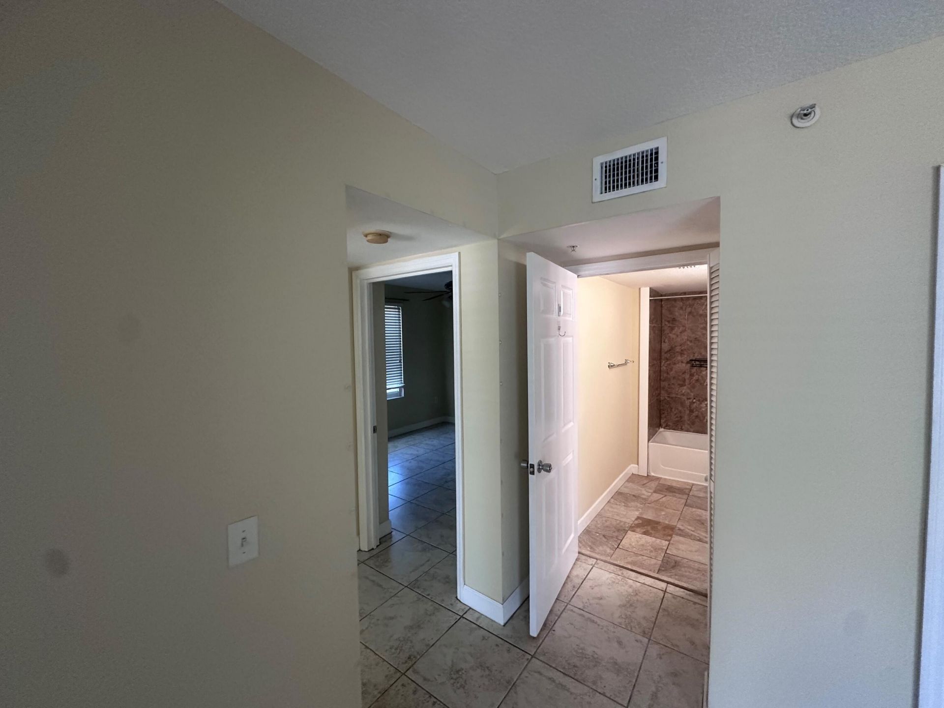201 Villa Circle, Unit 201, Boynton Beach, FL 33435 Photo