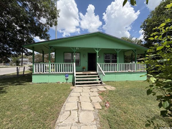 378 N San Ignacio, San Antonio, TX 78237