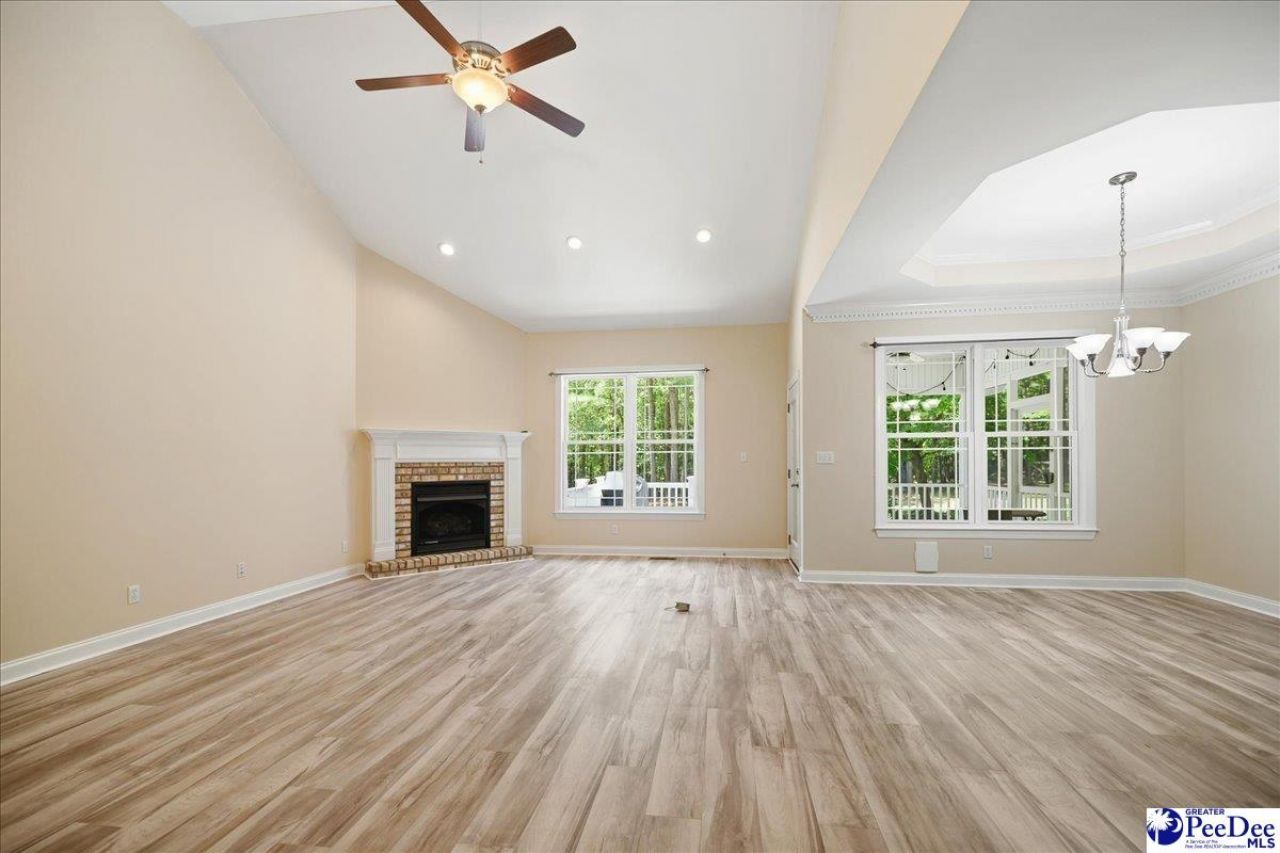 2112 Bobwhite Ln Photo 13
