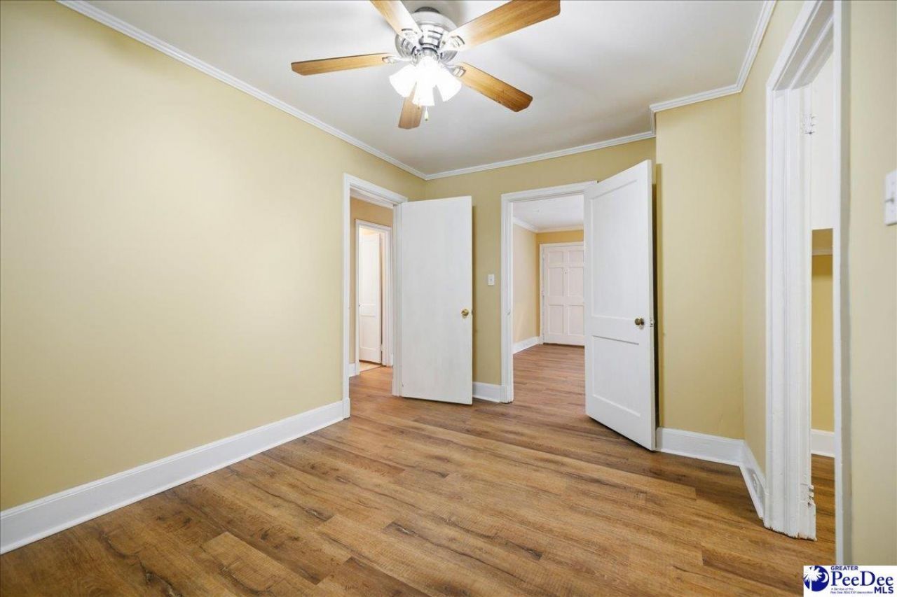 107 Tedder St Photo 10