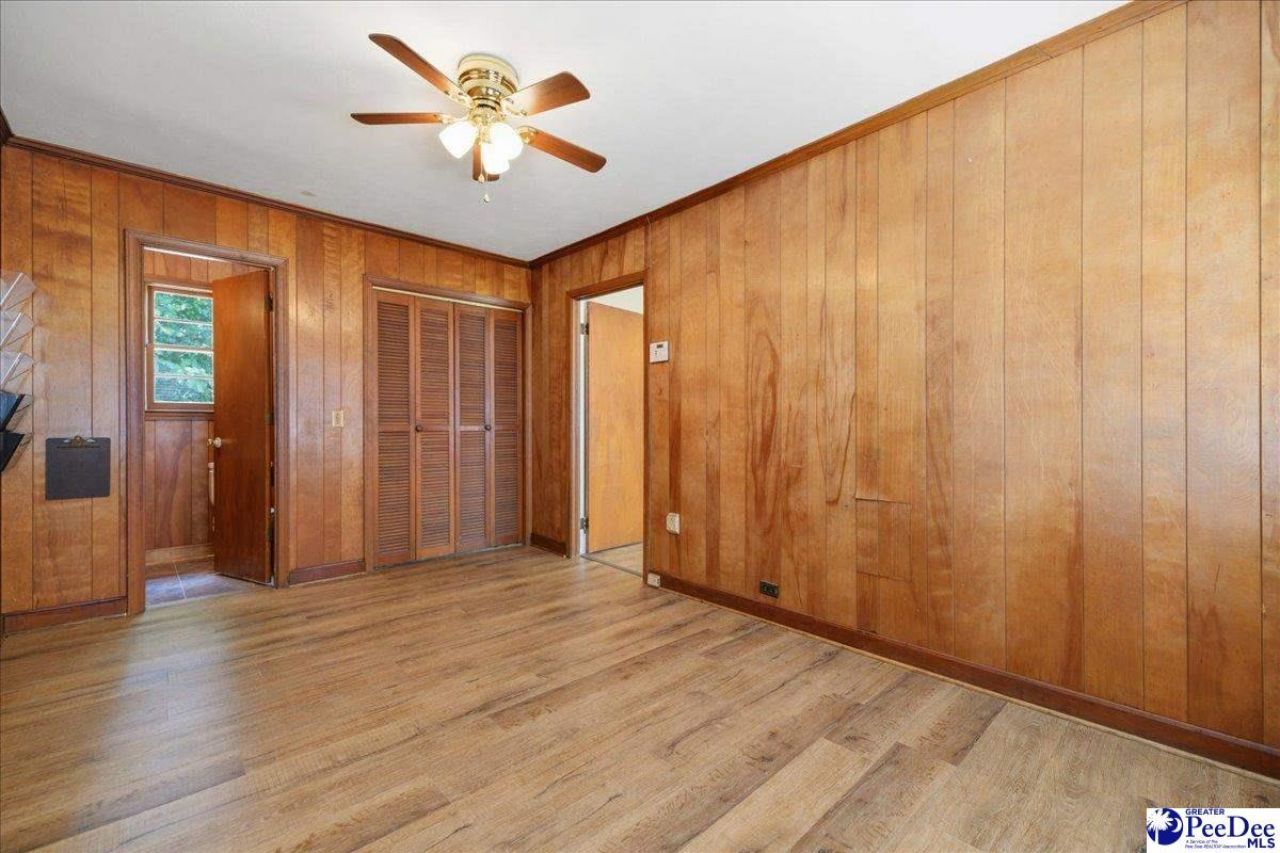107 Tedder St Photo 21