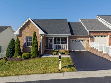 513 HICKORY GROVE CIR, HARRISONBURG, VA 22801