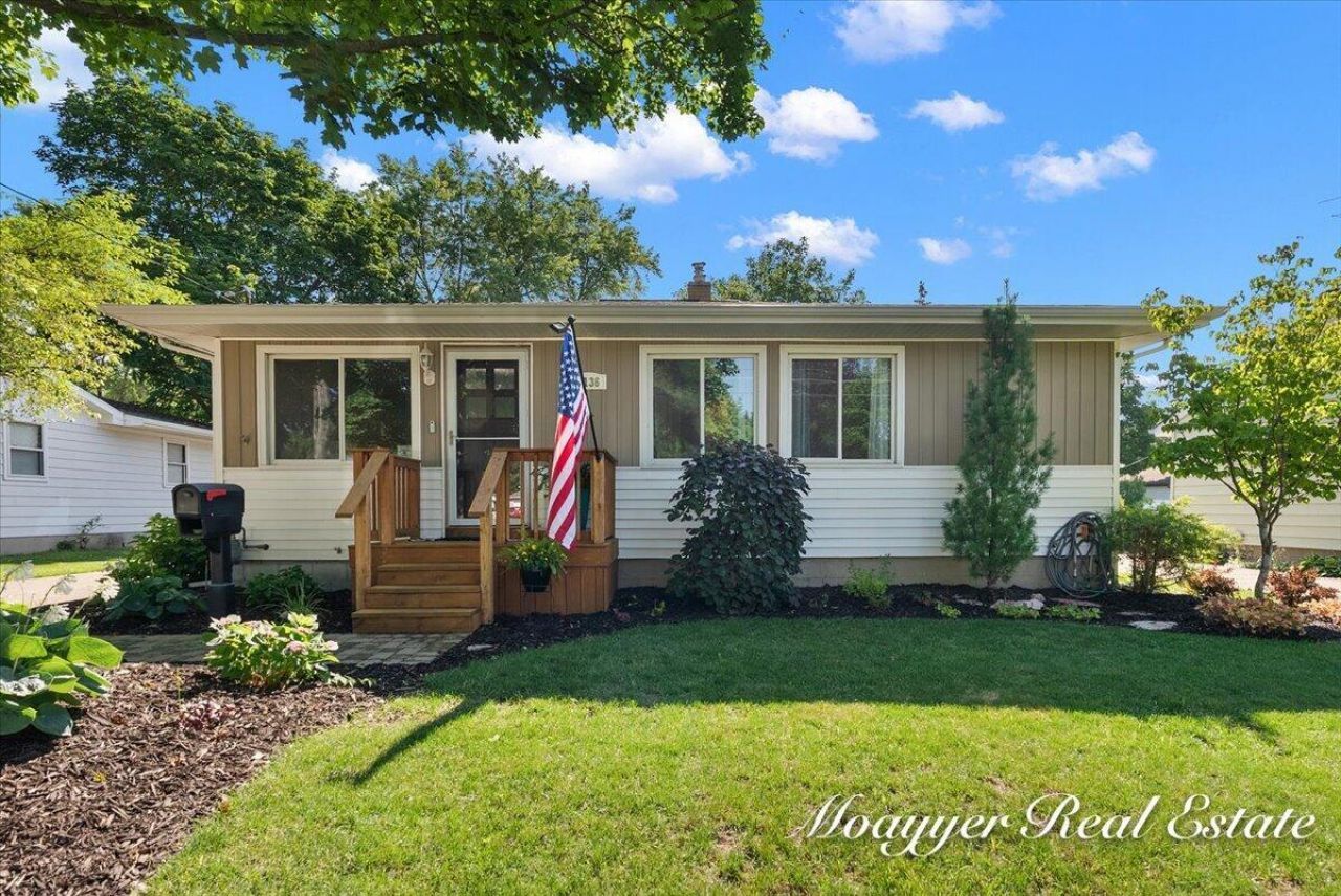4136 Oriole Avenue Sw, Wyoming, MI 49509 Main Photo