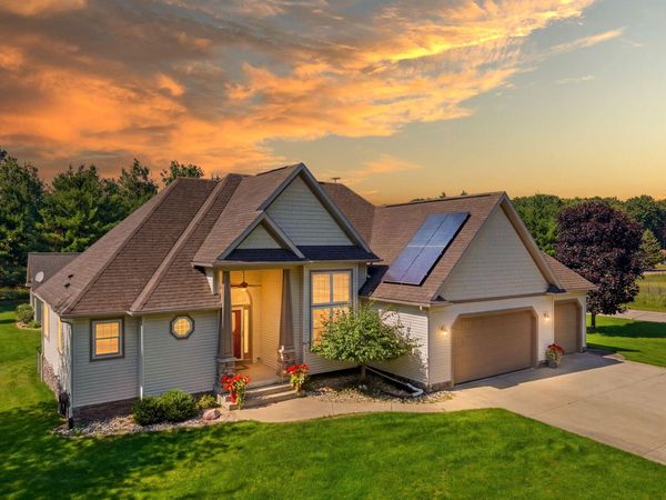 7737 Carriage Lane, Stanwood, MI 49346