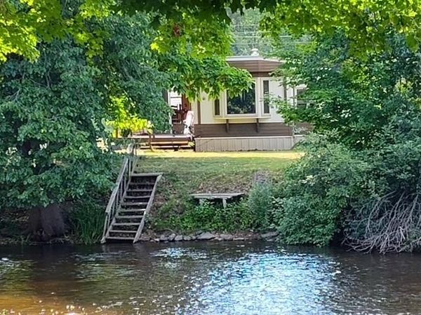 4170 S Riverview Drive S, Hesperia, MI 49421