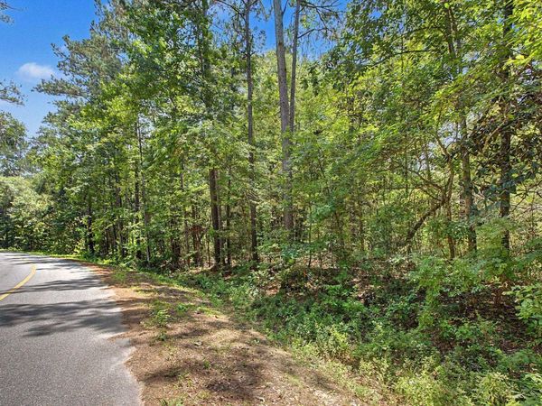 Beaver Creek Drive, Havana, FL 32333