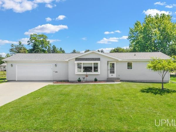 421 Grant Street, Kingsford, MI 49802