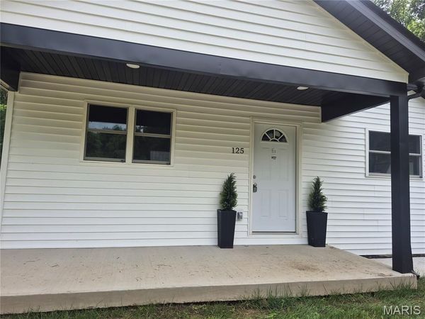 125 Anna Avenue , Godfrey, IL 62035