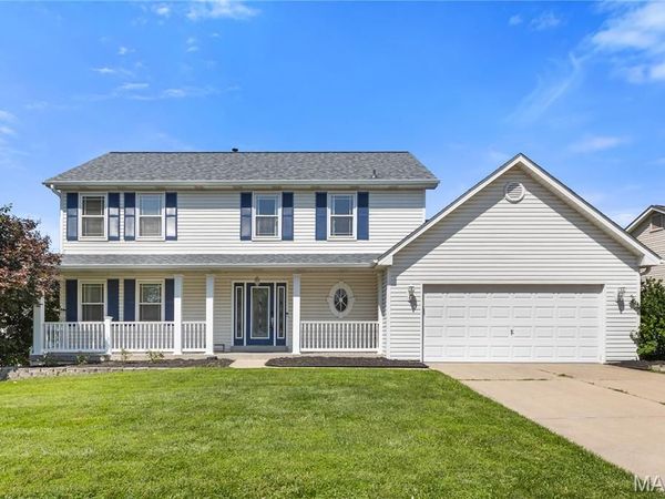 37 Meadow Spring Drive, St Charles, MO 63303