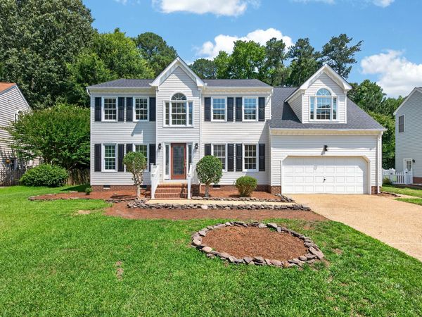 204 HALLES Run , Yorktown, VA 23693