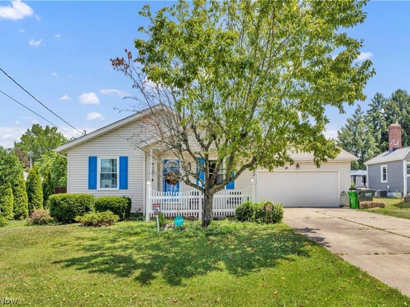 384 25th Street NW, Massillon, OH 44647 Photo 1