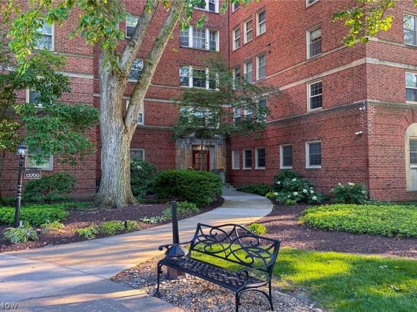 13700 Shaker Boulevard, Unit 709, Cleveland, OH 44120