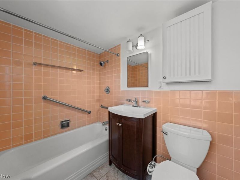 13700 Shaker Boulevard, Unit 709, Cleveland, OH 44120 Photo 35