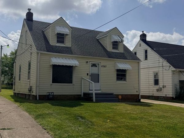 4387 E 175th Street, Cleveland, OH 44128