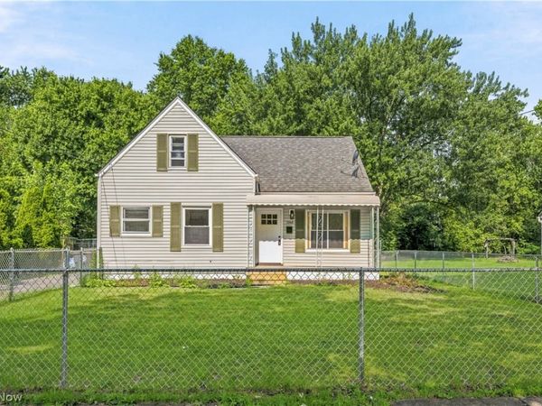 1146 Packard Drive, Akron, OH 44320