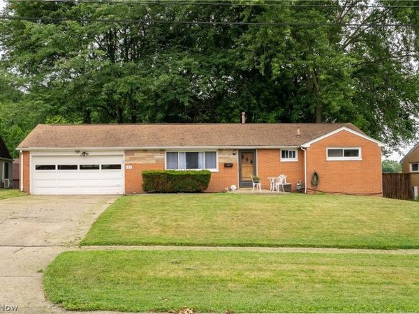 121 Florence Avenue , Alliance, OH 44601