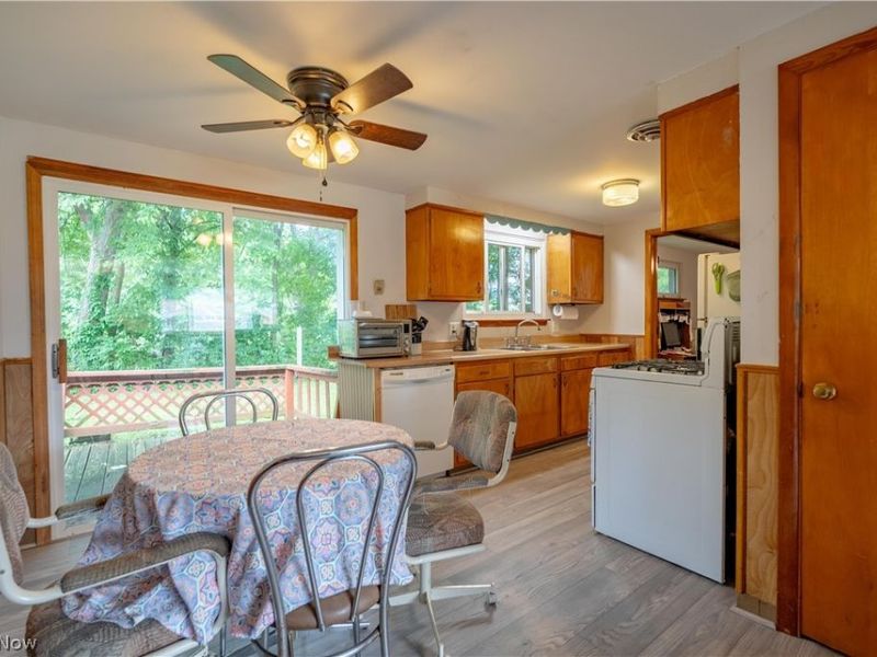 121 Florence Avenue , Alliance, OH 44601 Photo 6
