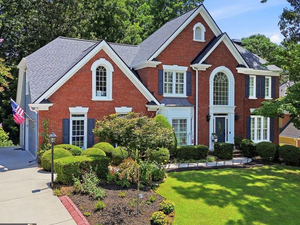4015 Sunhill Court, Woodstock, GA 30189