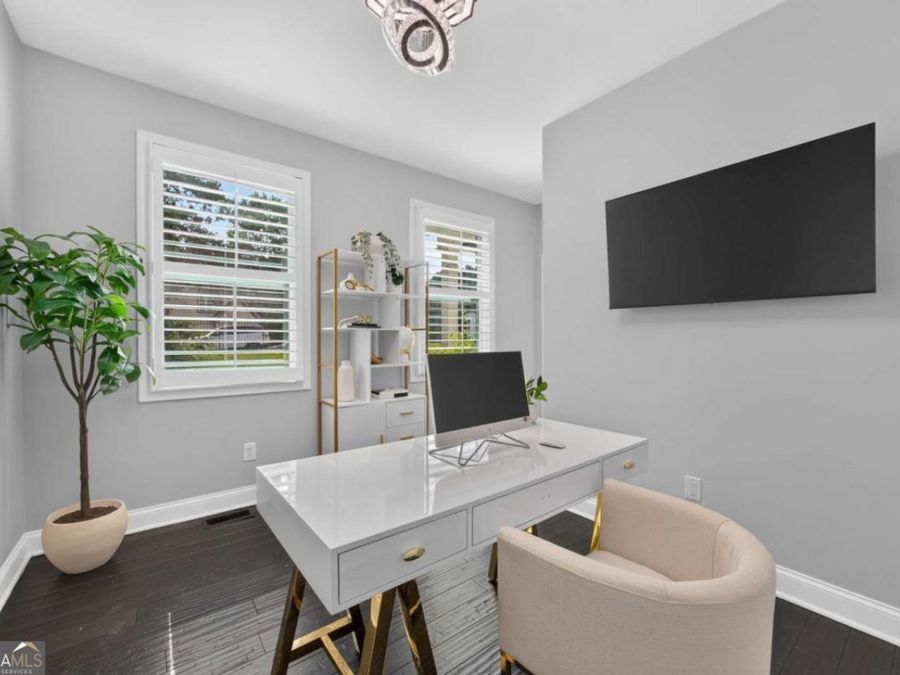 Property Image 12