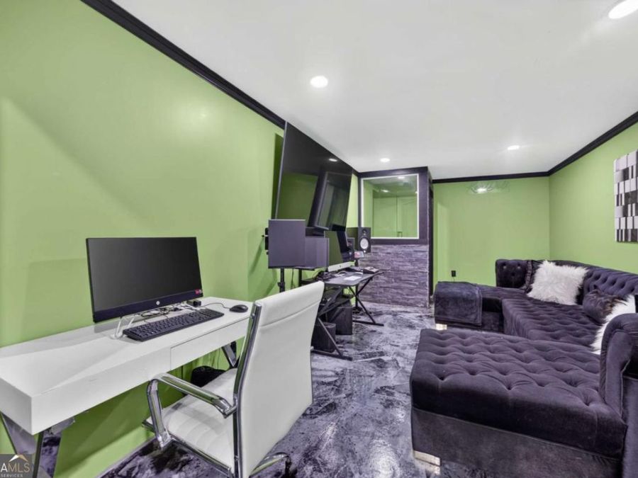 Property Image 35