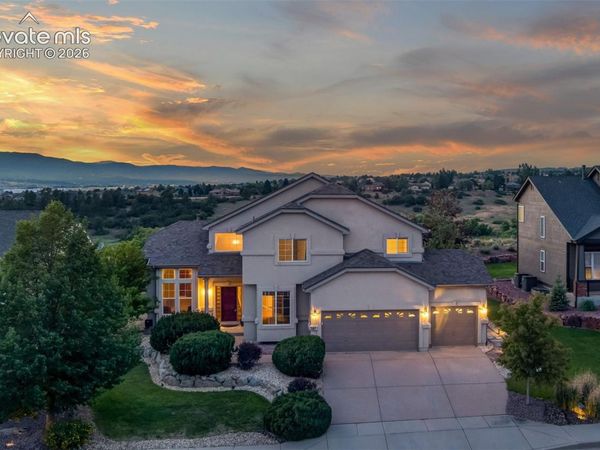 387 Fox Run Circle, Colorado Springs, CO 80921