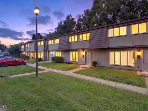 1811 Ashborough Circle, Unit G, Marietta, GA 30067