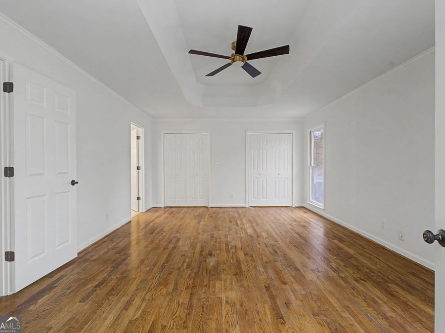 Property Image 100