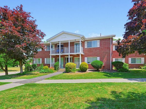 31 Bayberry Dr, Unit 4, Sharon, MA 02067