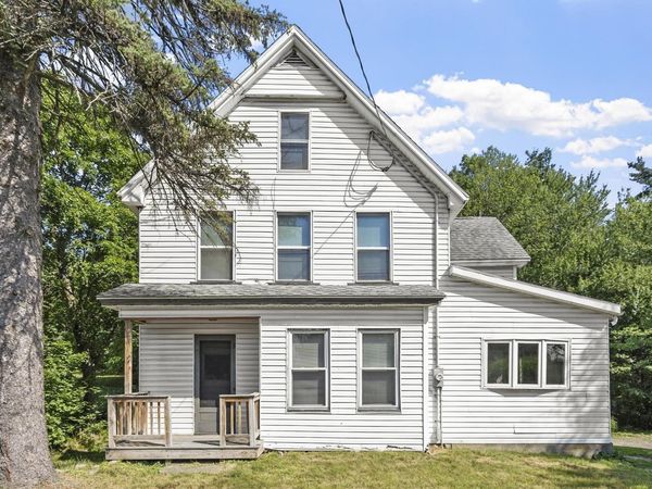 354 Massachusetts Ave, Lunenburg, MA 01462