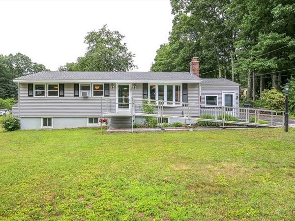 50 Rolling Ridge Road, Holden, MA 01520