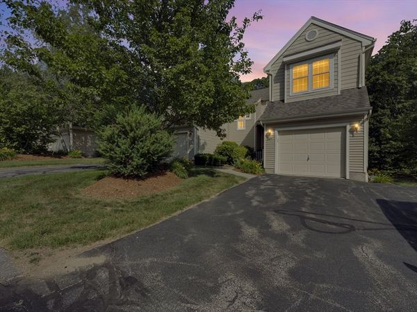 27 Robert Cir, Unit 27, Grafton, MA 01536
