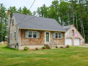 544 Spring St, Hanson, MA 02341