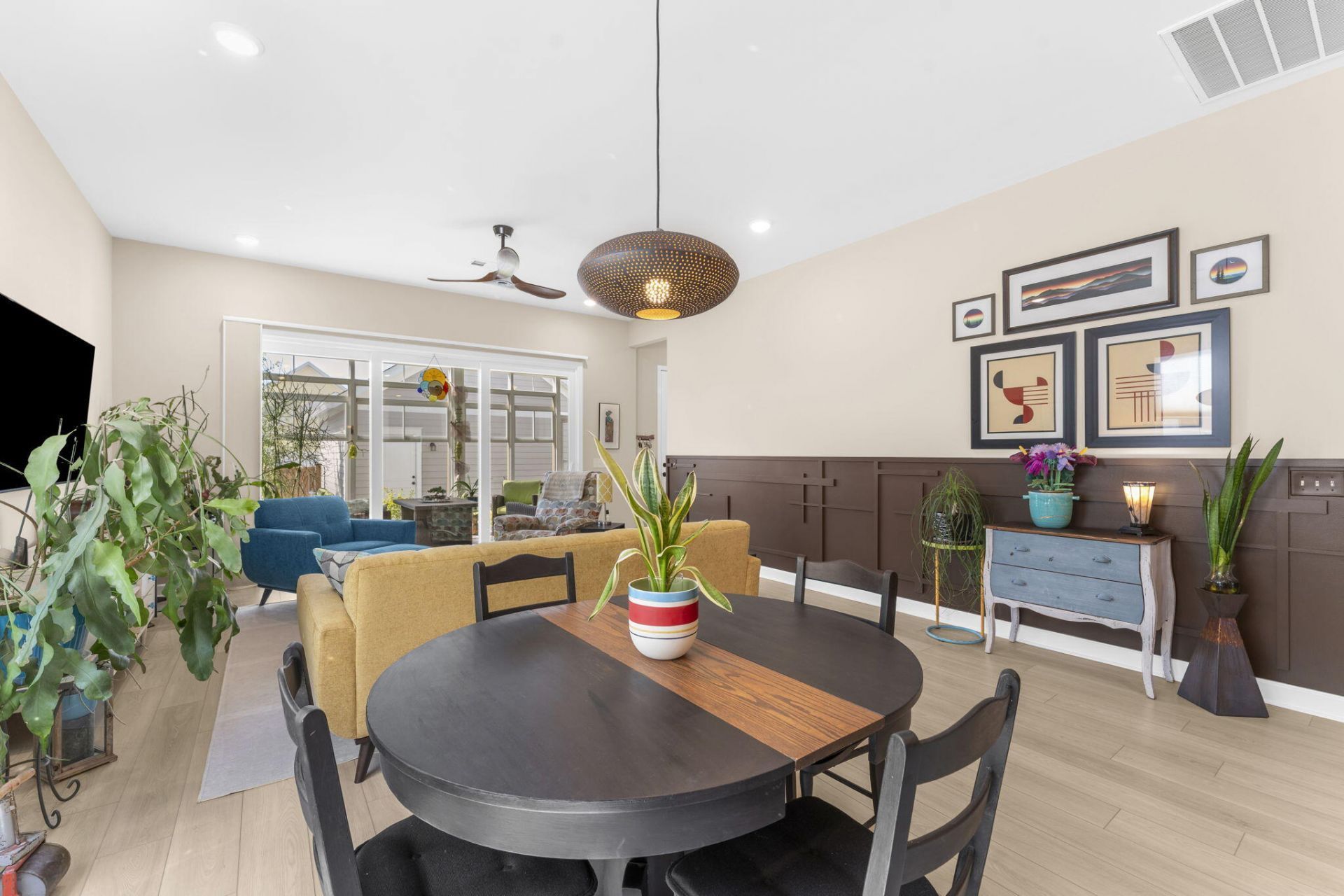 321 Eclipse Street Photo 17