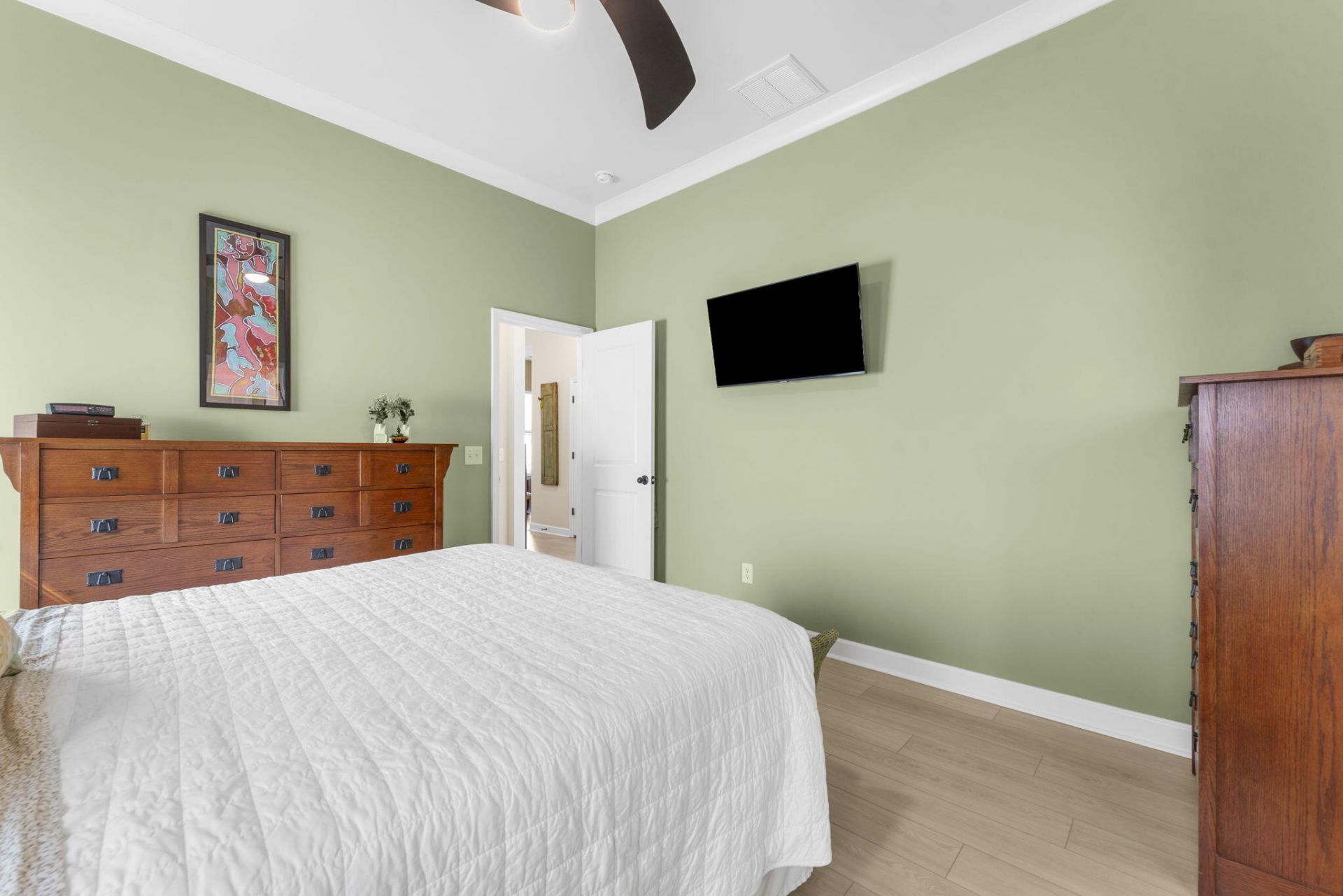 321 Eclipse Street Photo 31