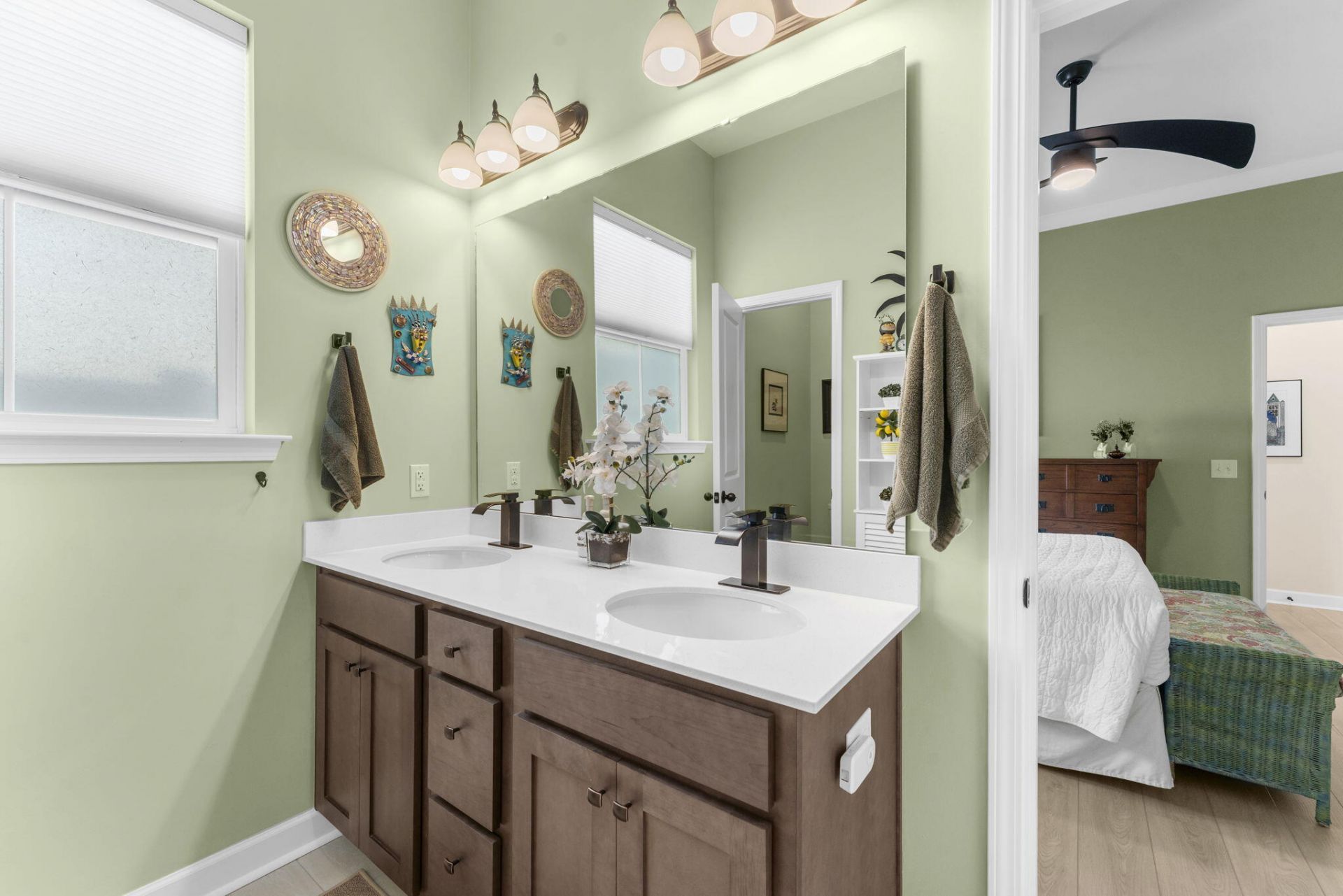 321 Eclipse Street Photo 32