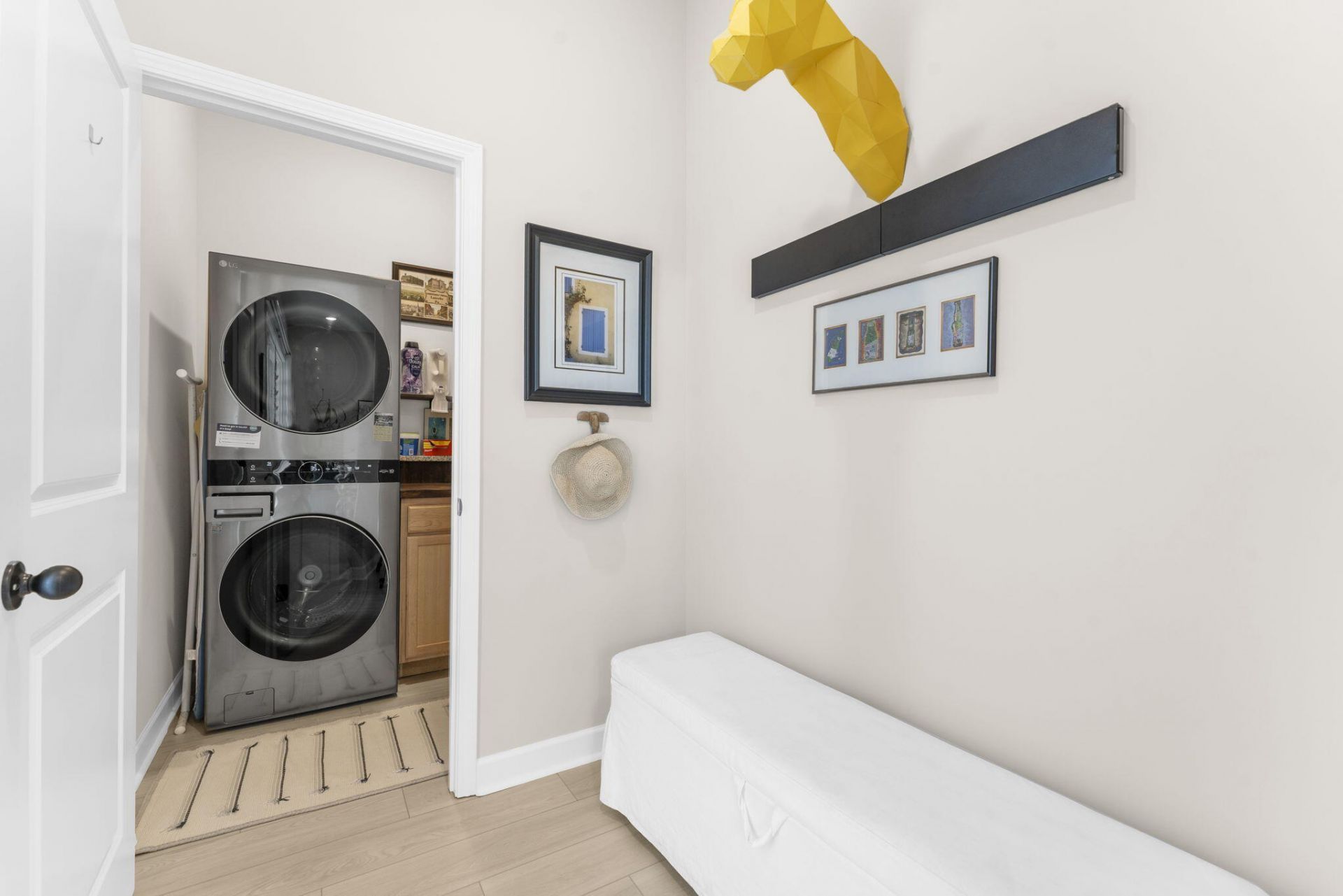 321 Eclipse Street Photo 35