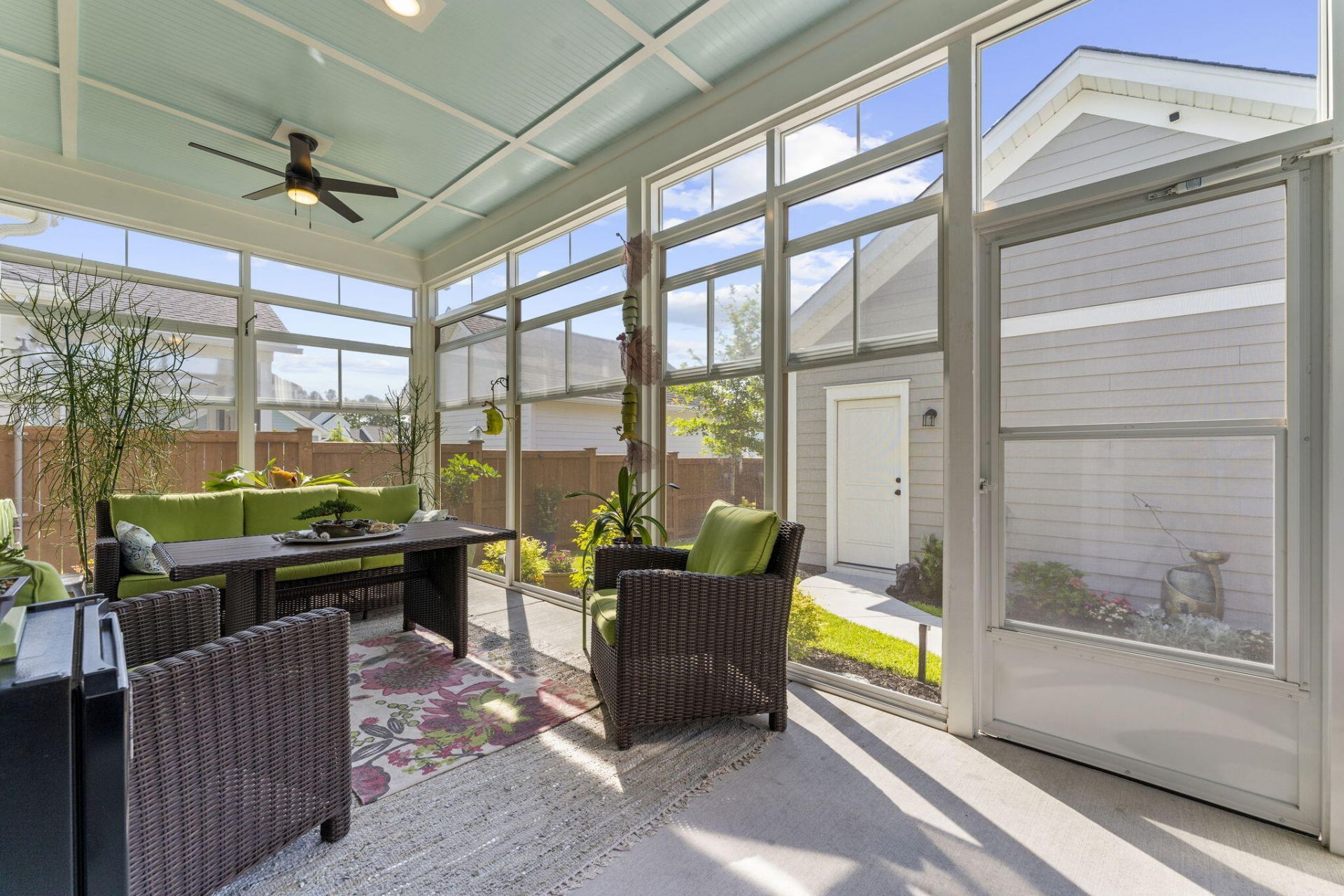 321 Eclipse Street Photo 37