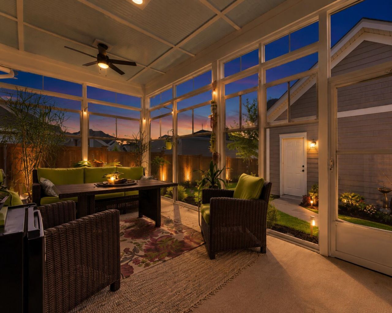 321 Eclipse Street Photo 4