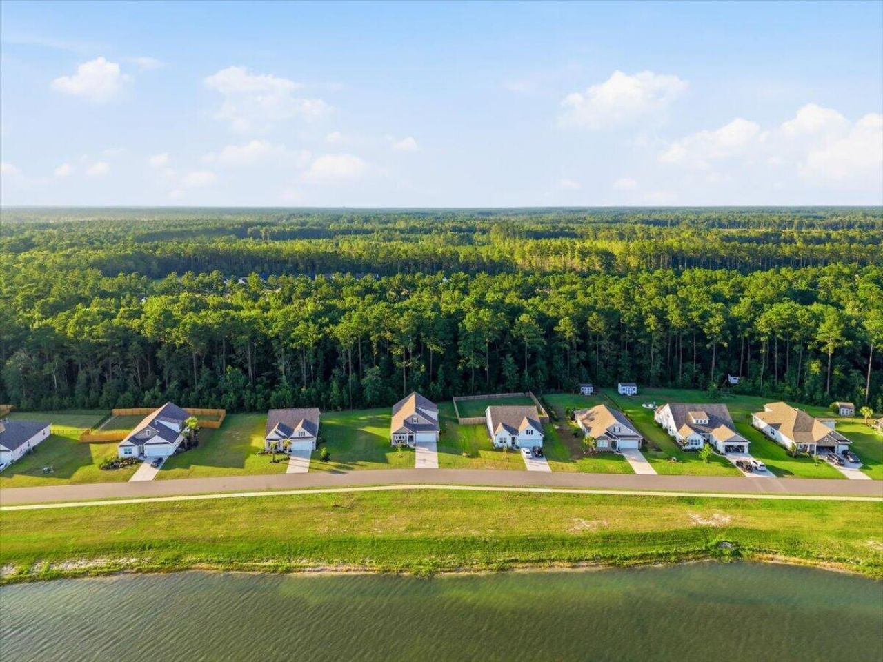 1022 Wading Point Boulevard Photo 10