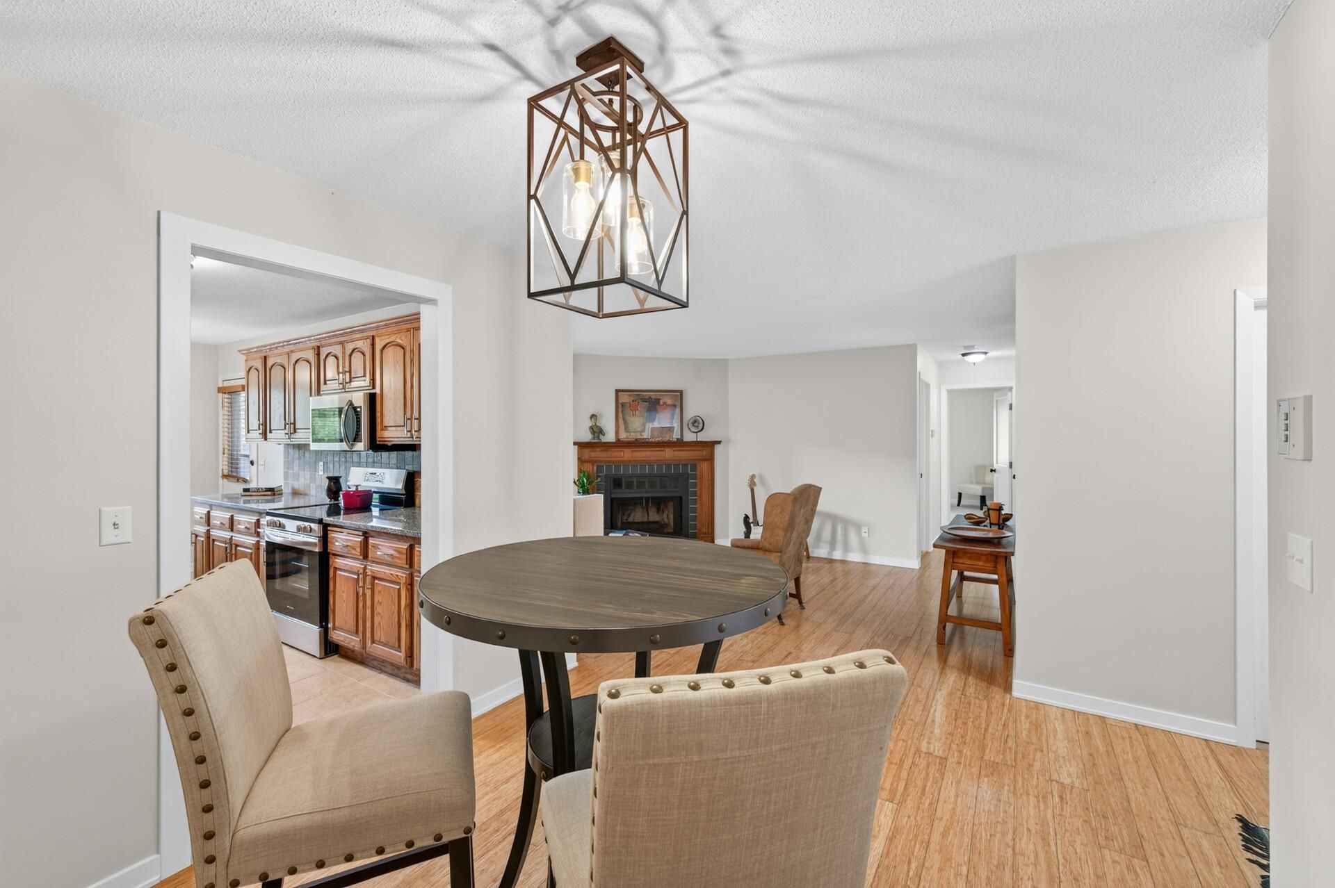 6976 Langford Court, Edina, MN 55436