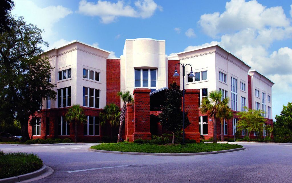 1280 Hospital Drive  Photo 4