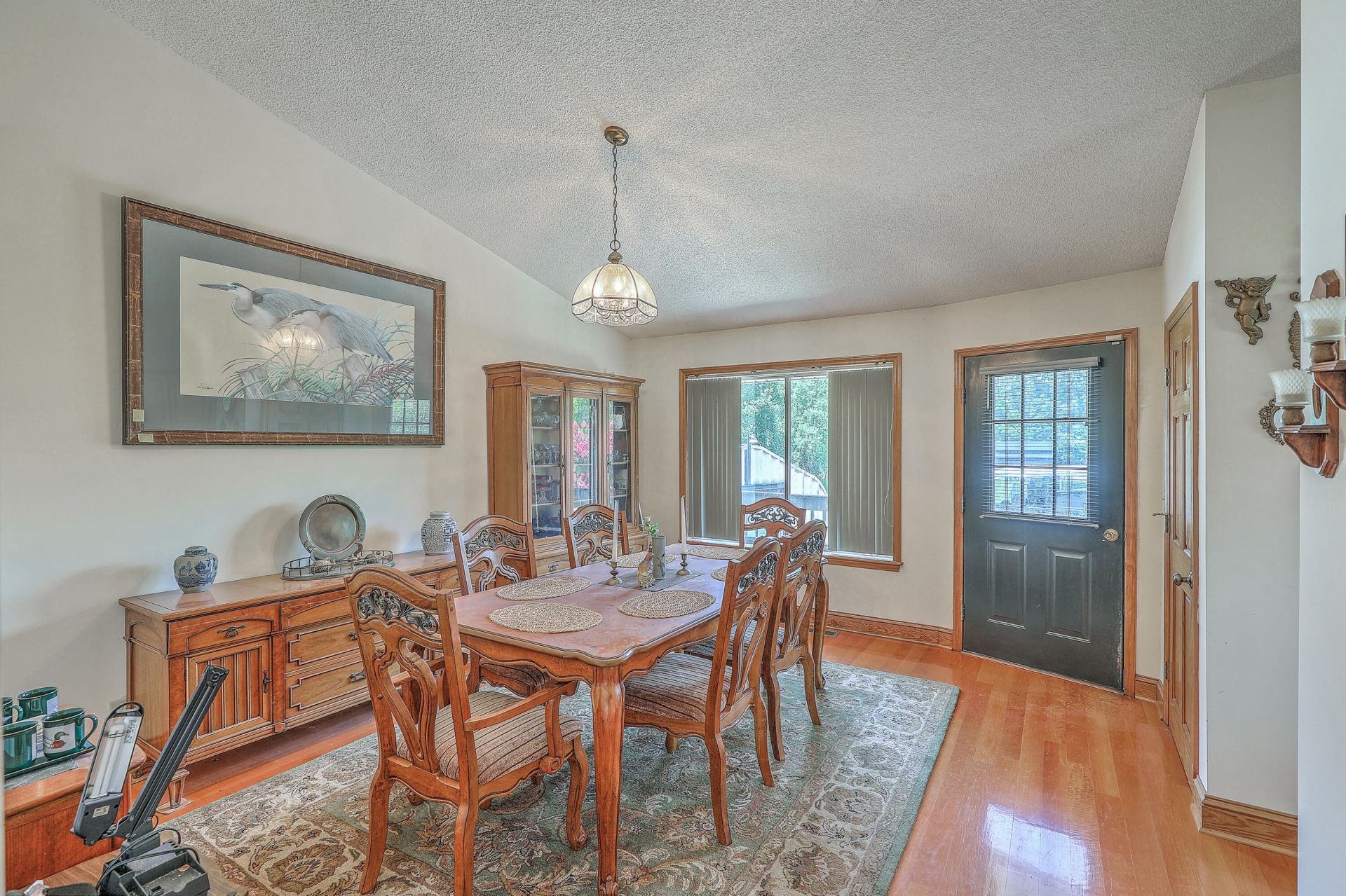 395 Summerset Lane  Photo 19